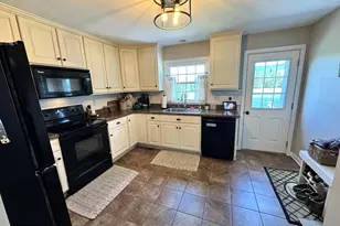 399 Walnut St, Belleville, PA 17004 - Photo 5
