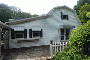 1043 Locke Mills Rd, Milroy, PA 17063 - Photo 3
