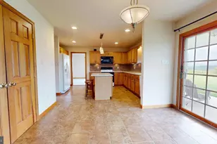 8 Sunshine Cir, Lewistown, PA 17044 - Photo 7