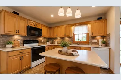 8 Sunshine Circle, Lewistown, PA 17044 - Photo 9