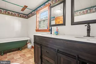 33 Jewel St, Lewistown, PA 17044 - Photo 9