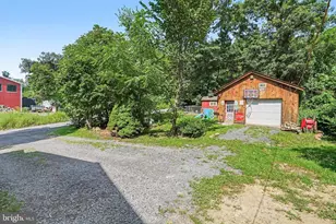 33 Jewel St, Lewistown, PA 17044 - Photo 13