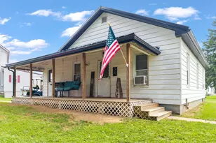 58 Center St, Milroy, PA 17063 - Photo 3