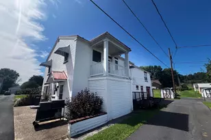24 Laurel St, Lewistown, PA 17044 - Photo 5