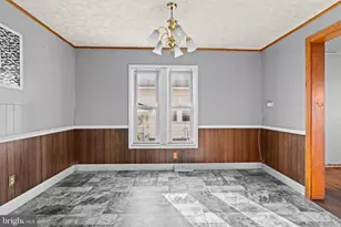 725 S Wayne St, Lewistown, PA 17044 - Photo 11