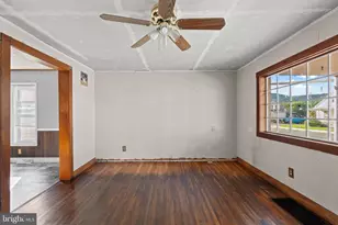 725 S Wayne St, Lewistown, PA 17044 - Photo 7