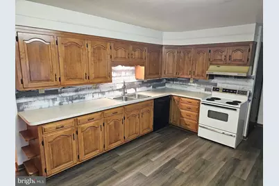 820 W 5th Street W, Lewistown, PA 17044 - Photo 5