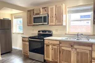 21 Marble St, Lewistown, PA 17044 - Photo 3