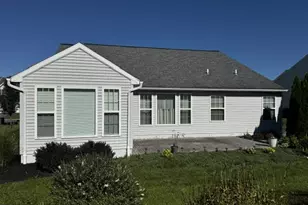 21 Cambridge Ln, Lewistown, PA 17044 - Photo 11