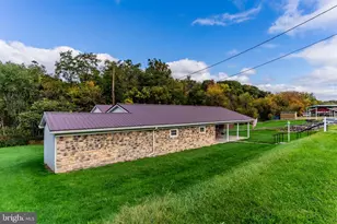 435 1st Ave, Burnham, PA 17009 - Photo 25