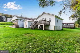 435 1st Ave, Burnham, PA 17009 - Photo 23