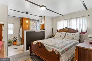 435 1st Ave, Burnham, PA 17009 - Photo 15