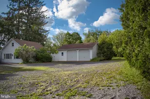 1025 Bloom Rd, Danville, PA 17821 - Photo 17