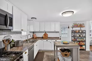 949 Grand St, Danville, PA 17821 - Photo 5