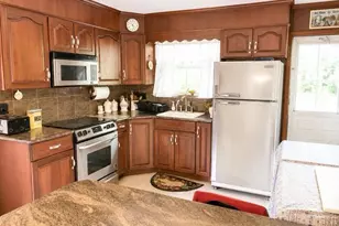 68 Lakeview Dr, Albrightsville, PA 18210 - Photo 5