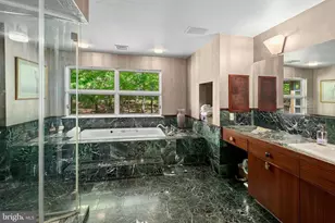 310 Hunters Farm Rd, Henryville, PA 18332 - Photo 35