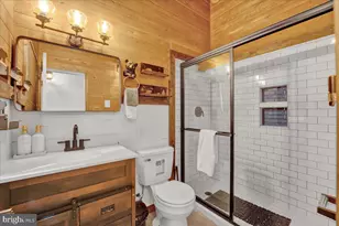 205 Falling View Ct, East Stroudsburg, PA 18302 - Photo 53