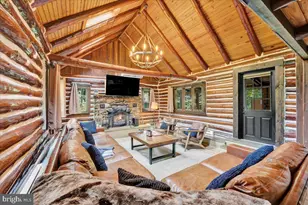 205 Falling View Ct, East Stroudsburg, PA 18302 - Photo 13