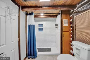 205 Falling View Ct, East Stroudsburg, PA 18302 - Photo 55