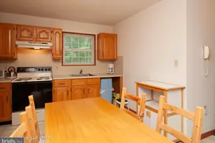 3216 Carlisle Ct, Bushkill, PA 18324 - Photo 3