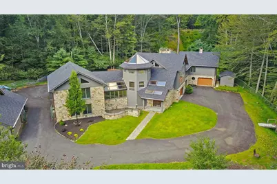 386 Camelback Road, Tannersville, PA 18372 - Photo 1