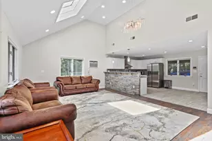 386 Camelback Rd, Tannersville, PA 18372 - Photo 57