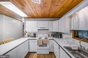 241 Wyalusing Dr, Pocono Lake, PA 18347 - Photo 15