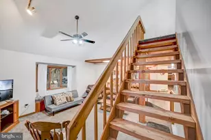 241 Wyalusing Dr, Pocono Lake, PA 18347 - Photo 27