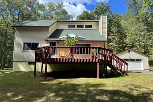 2174 Vista Cir, East Stroudsburg, PA 18302 - Photo 1