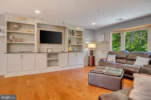 86 Lower Lakeview Dr, East Stroudsburg, PA 18302 - Photo 9