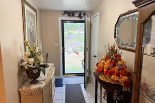 692 Watercrest Ave, Effort, PA 18330 - Photo 3