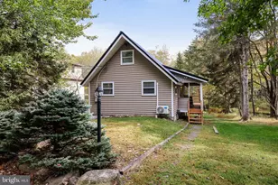 278 Trout Creek Dr, Pocono Lake, PA 18347 - Photo 3