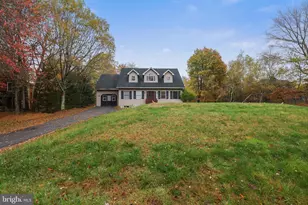 306 Cedar Dr, Long Pond, PA 18334 - Photo 1