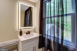 1563 Sullivan Trail, Tannersville, PA 18372 - Photo 31