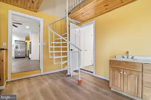 1040 State Rd, Effort, PA 18330 - Photo 29