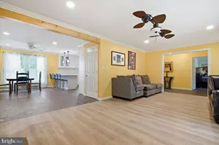 1040 State Rd, Effort, PA 18330 - Photo 7