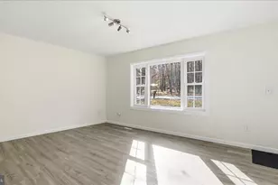 395 Sullivan Trail, Long Pond, PA 18334 - Photo 21