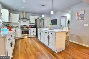 255 Catalpa Dr, Kunkletown, PA 18058 - Photo 17