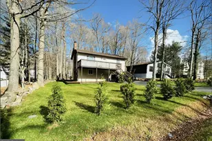 9071 Idlewild Dr, Tobyhanna, PA 18466 - Photo 23