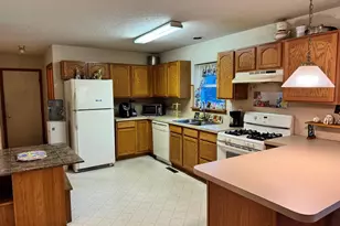 1145 Chickadee Dr, Pocono Summit, PA 18346 - Photo 7