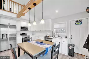 306 Timber Hill Rd, Henryville, PA 18332 - Photo 3