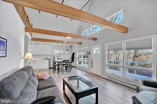 306 Timber Hill Rd, Henryville, PA 18332 - Photo 9