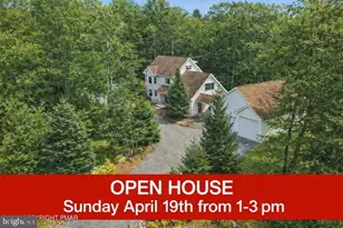 322 Scenic Dr, Blakeslee, PA 18610 - Photo 1