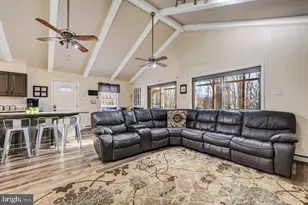 124 Fern Ridge Rd, Blakeslee, PA 18610 - Photo 13