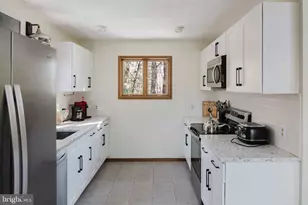 196 Split Rock Ln, Pocono Pines, PA 18350 - Photo 15