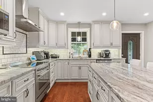 521 Greenview Dr, Saylorsburg, PA 18353 - Photo 9