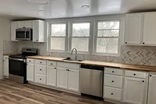 106 Burry Ln, Cresco, PA 18326 - Photo 13