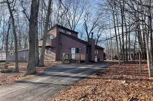 15 Hilltop Cir, East Stroudsburg, PA 18302 - Photo 13