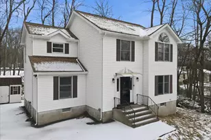 5528 Elmwood Dr, Tannersville, PA 18372 - Photo 5