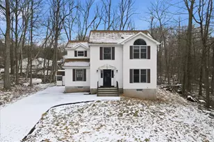 5528 Elmwood Dr, Tannersville, PA 18372 - Photo 3